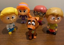 2021 McDonald  s Happy Meal Scooby-Doo, Shagy, Fred, Thema