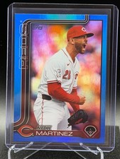 Nick Martinez 2025 Topps Blue Rainbow Foil #107/150 - Cincinnati Reds