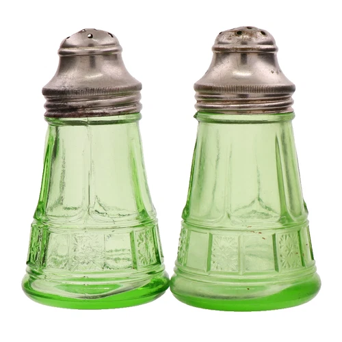 Depression Era Jeannette Doric Green Glass Shaker Set 3 1/2" Tall UV+