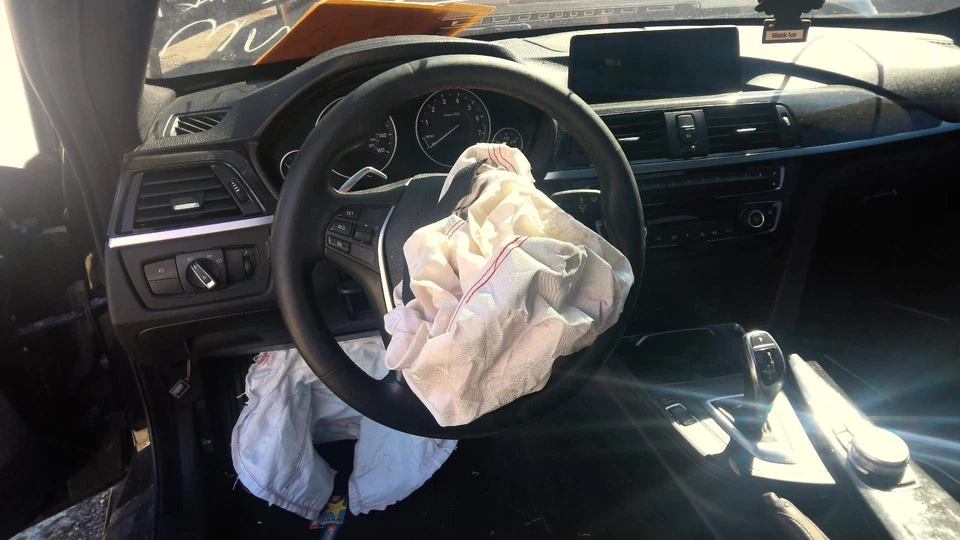 Used Front Left Seat Belt Front fits: 2016 Bmw 428I Cpe driver retractor Front L — 第 3/4 张图片