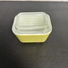 Vintage PYREX 501-B Yellow 1- 1/2 Cup Refrigerator Dish 4 1/4" x 3 1/4" x 2 3/4"