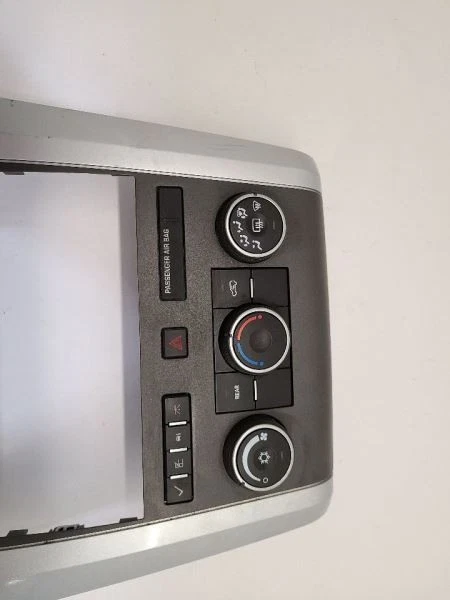 11 2011 Chevrolet Traverse радио контроля температуры ободок отделка  - Изображение 4 из 4