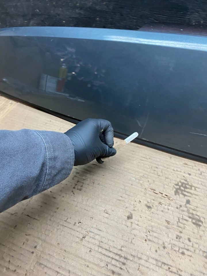 Chevrolet Tahoe Suburban Yukon 2007-2014 alerón ala tercera luz de freno V2550 DG Foto 4 de 4