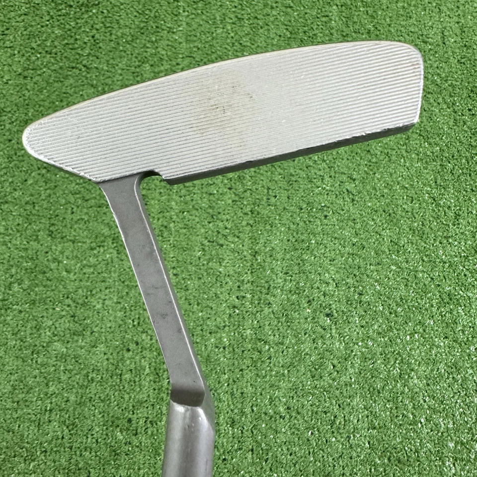 Heavy Putter C2-DF Blade Putter Right Handed 35” NEEDS GRIP - Image 2 of 4