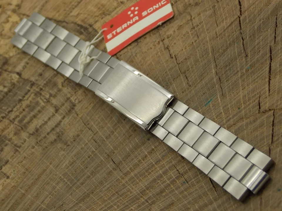 Correa de reloj de acero inoxidable Duchess vintage NOS sin usar 17,5 mm pulsera de despliegue Foto 2 de 4