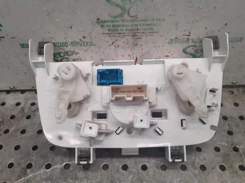 5G1140100 Klimasteuerung für FIAT III EVO PUNTO (199) * 1104770 - Zdjęcie 2 z 2