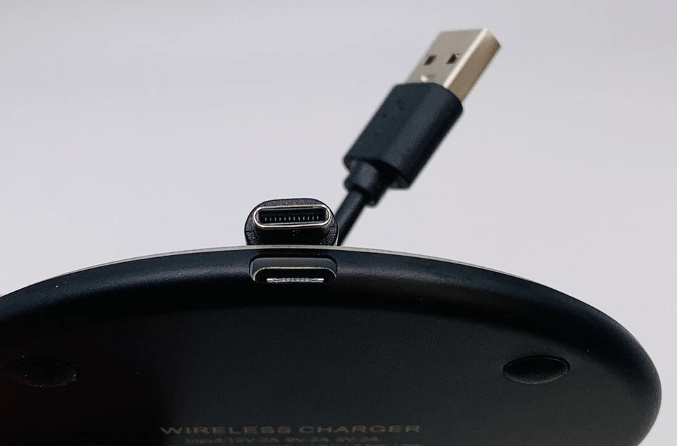 Wireless Fast Charger Charging Pad Blue LED 12V 2A 20W Gray - Tested Used - Image 3 of 4