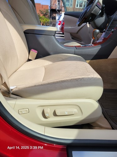 2011 Lexus ES 350 350 - Picture 19 of 29