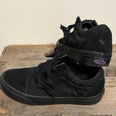 VANS Old Skool  Blackout In the Shadows Lace Up Sneakers, Embroidered, Women s 6