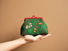 Floral Cotton Kiss Lock Change Purse: Retro Metal Frame Coin Pouch