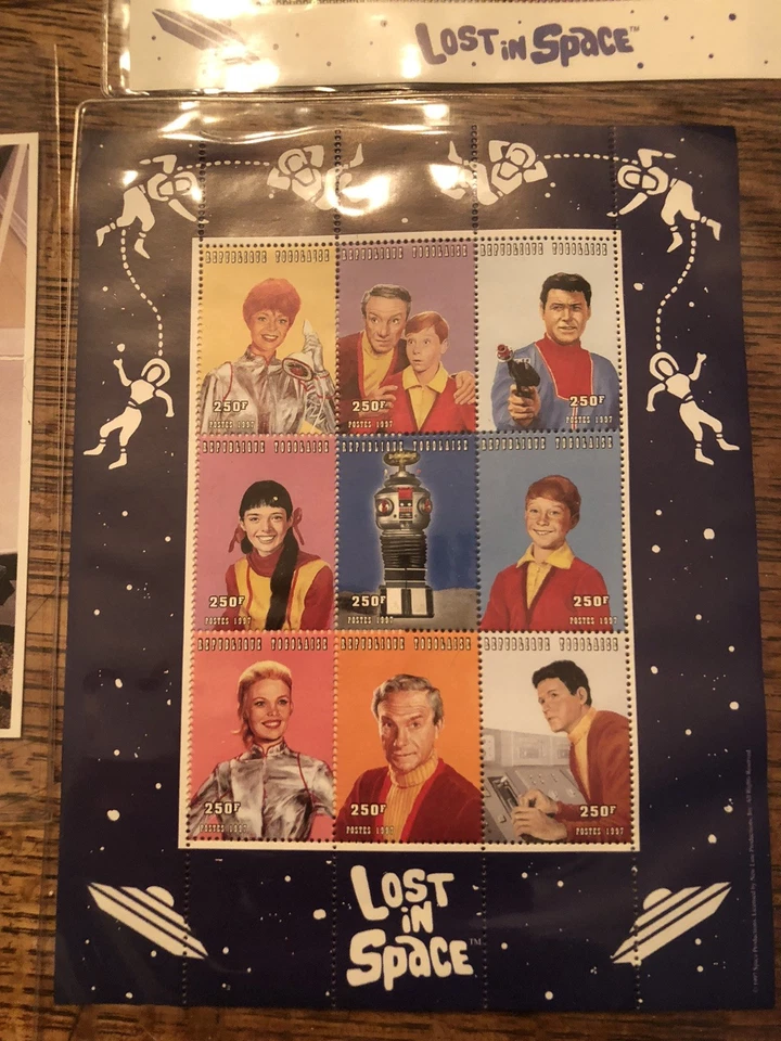 Artista de TV perdido en el espacio recuerdo recuerdo hoja de sellos MNH como nuevo 6 hojas Foto 2 de 4