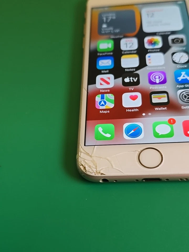 Apple iPhone 6S 32GB Unlocked A1688 Rose Gold - Faulty Read Desc (DK738 - Image 3 of 4