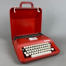 Underwood 319 Typewriter Red Made In Spain Vintage Display 1970 thumbnail
