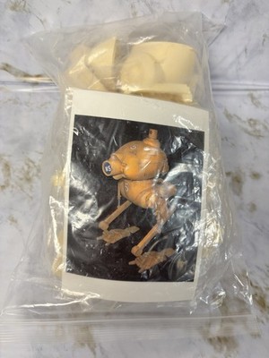 T. Takano Ma.K. - (ONE OF ONE) 1/20 Scale ''What is a Krote?'' Resin Model Kit