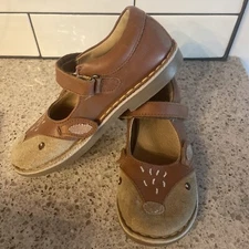 Mini Boden Girl EU 30 US 12 Deer brown  flat Mary Jane Shoes