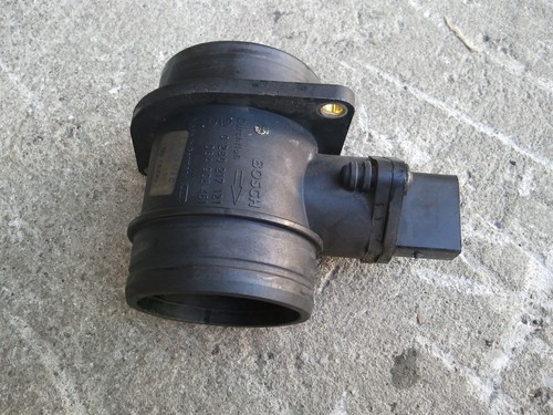 Audi A3 8L Bj99/00  Luftmassenmesser Luftmengenmesser 1,9 TDI AHF 81kw/110ps
