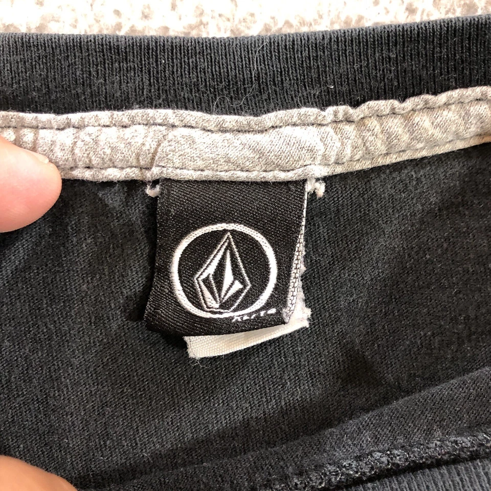 Vtg Volcom Pocket T Shirt Men’s XL Black Thin Soft Skull Surf Skate Costa Mesa - Image 3 of 4