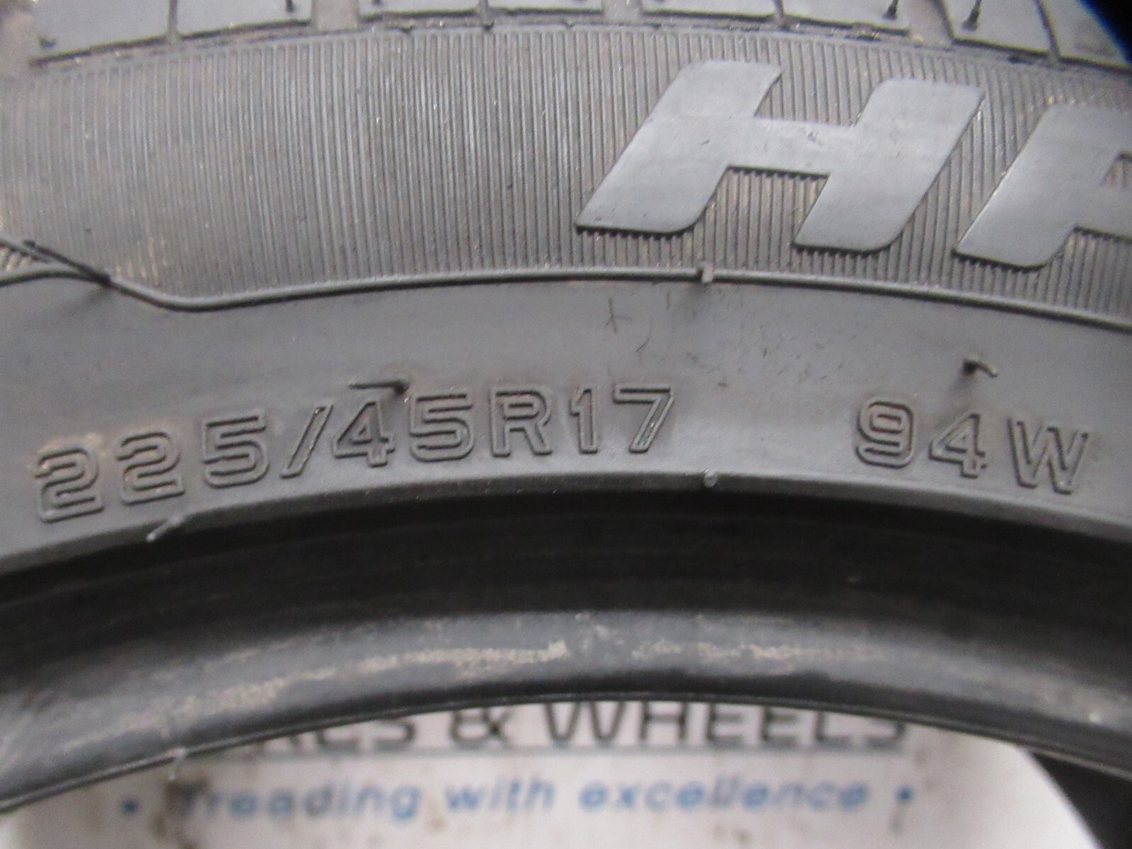 X2 225 45 17 225/45R17 XL M+S 94W HI FLY HF805 CHALLENGER TYRES*6.1MM ...