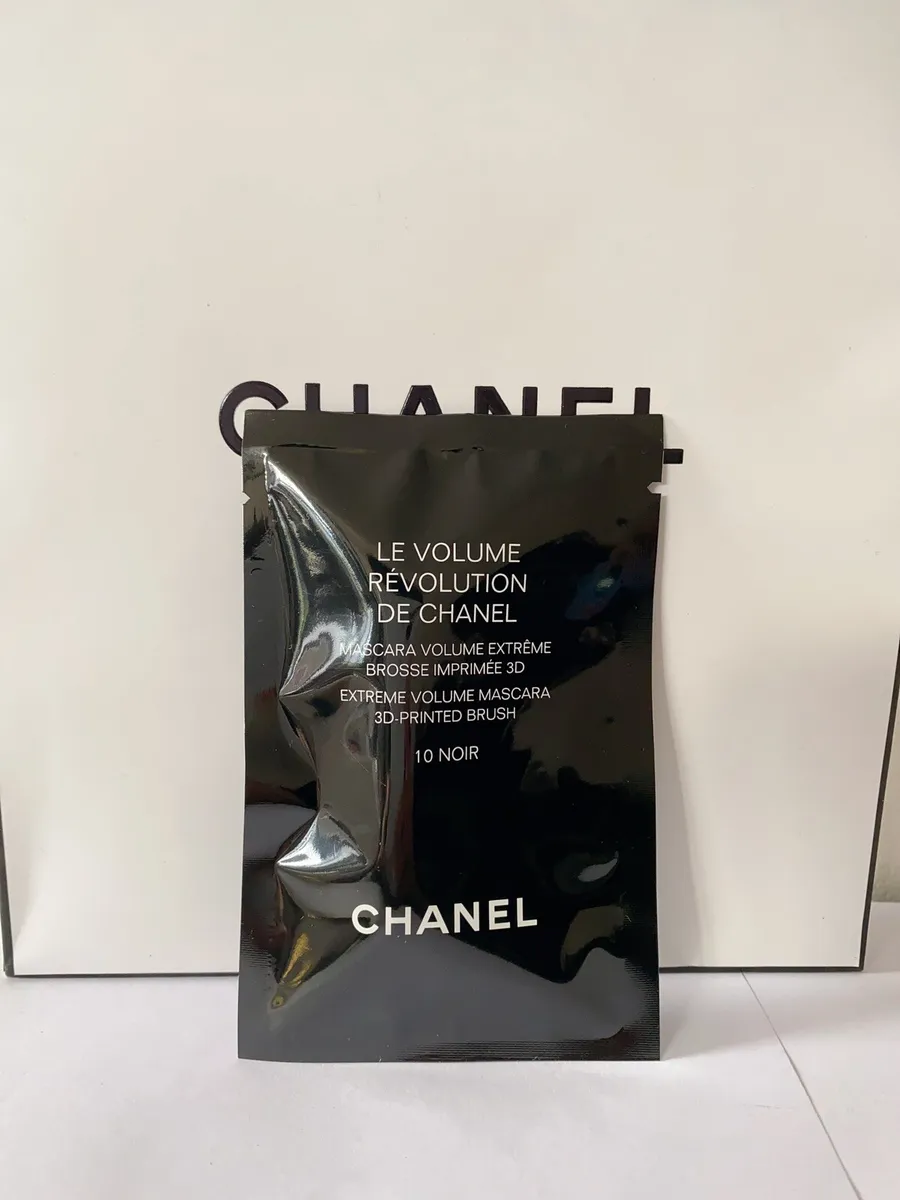 Chanel Le Volume Revolution De Chanel Mascara - # 10 Noir --6g/0.21oz