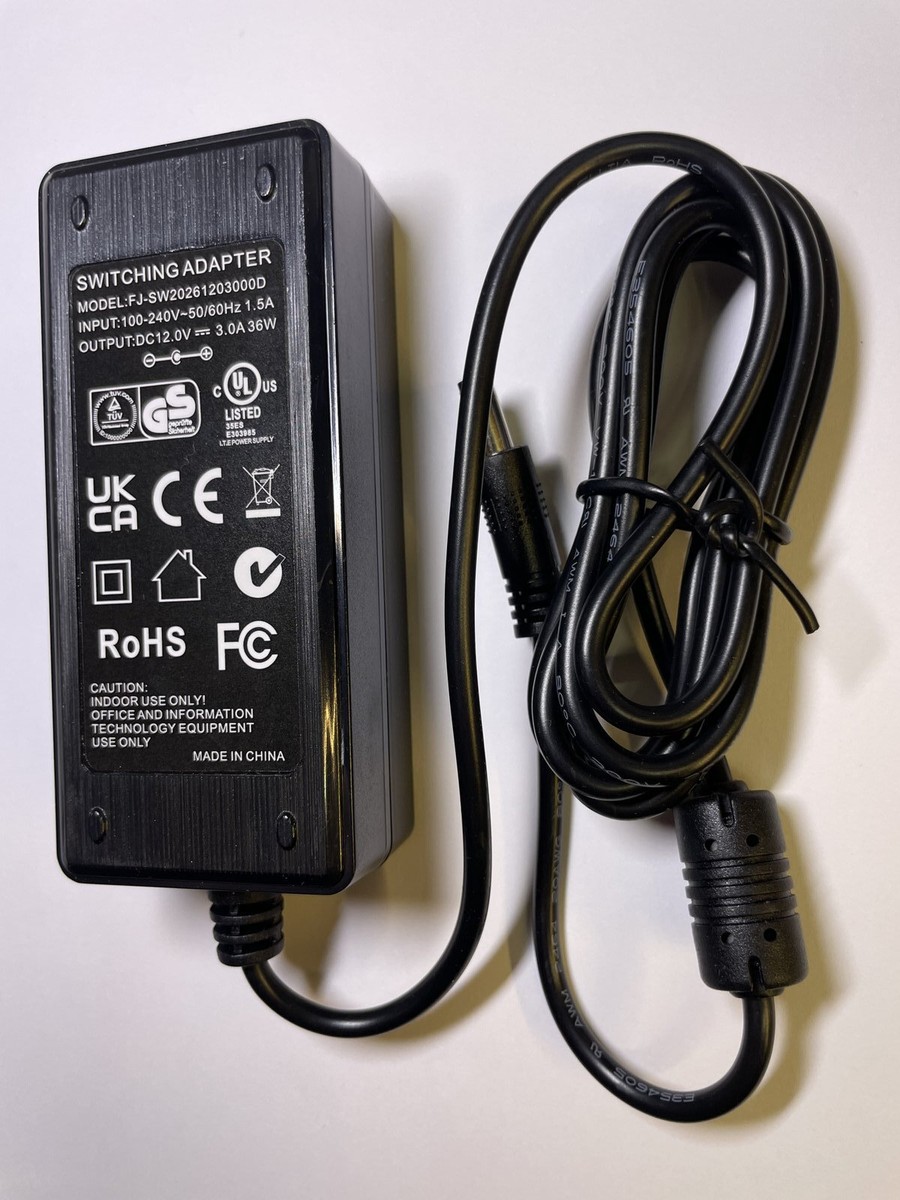 Convertisseur de cassette, lecteur de cassette, ordinateur portable