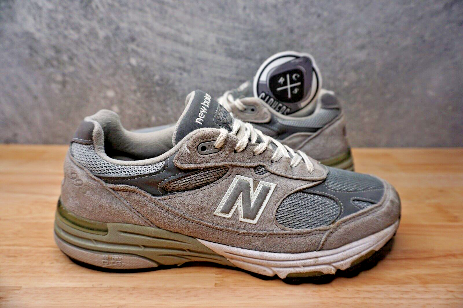 Size 8.5 - New Balance 993 Made In USA Grey White (MR993GL)