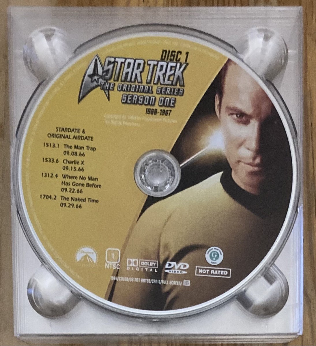 Star Trek The Original Series Season 1 One DVD 8 Disc Set