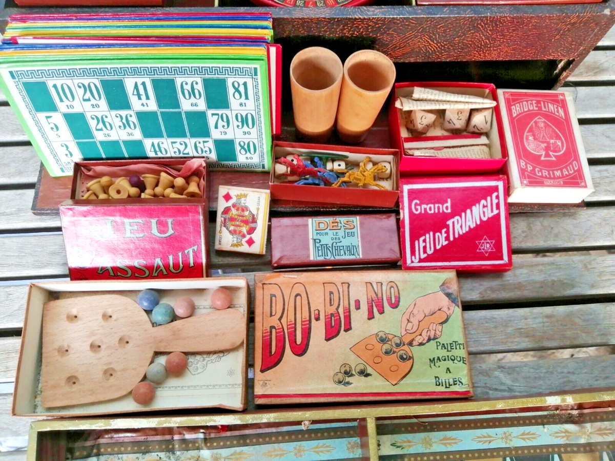 325⚜️ ANCIENNE MALETTE de Jeu - Plusieurs Jeux de Société Complet Vintage EUR 80,00 - FR