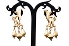 Vintage Gold tone dangling costume fashion jewelry clip on earrings, very pretty