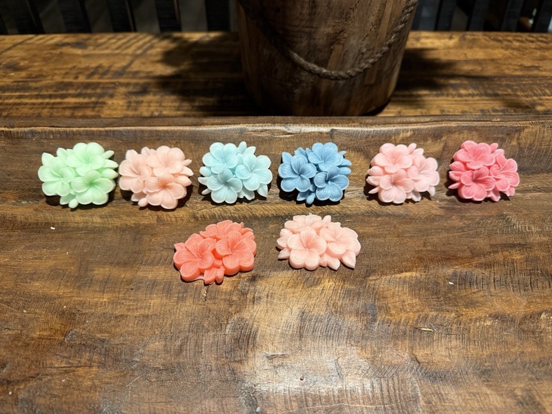 Flower wax melts assorted scents