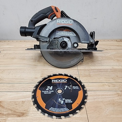 #ad RIDGID R8657 18V 7 1 4#x27;#x27; Li Ion Cordless Brushless Circular Saw $59.99