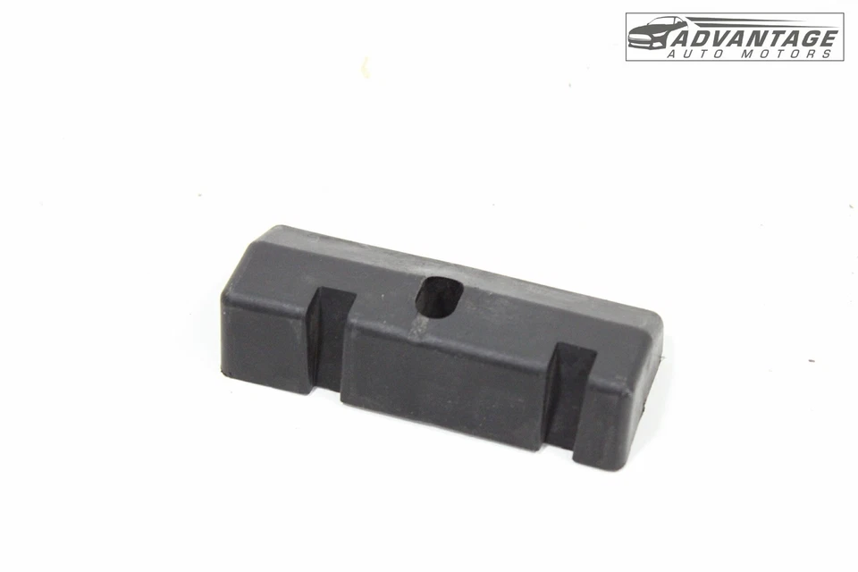 Chrysler Voyager 2020-2024 soporte soporte de sujeción de batería OEM Foto 2 de 4