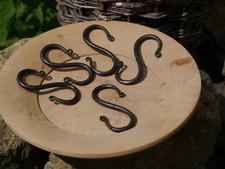 10 St&uuml;ck urige S-Haken Eisenhaken Hand geschmiedet 8,2x3,6cm  Mittelalter Lager