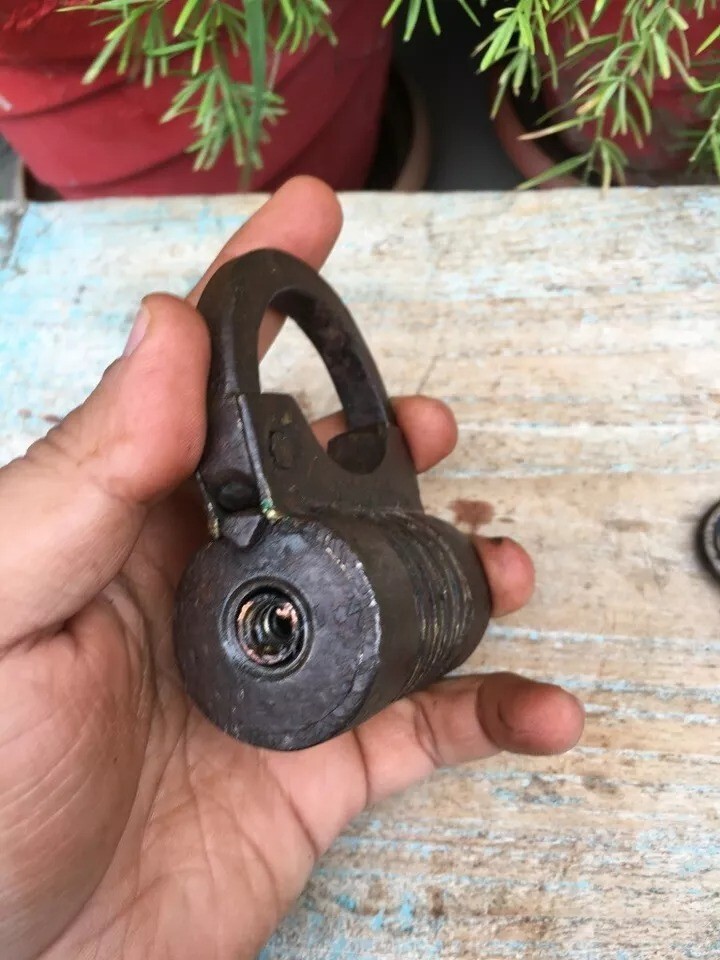 Antique Primitive Indian Hand Forged & Figured Iron Made Rare Design Lock & Key