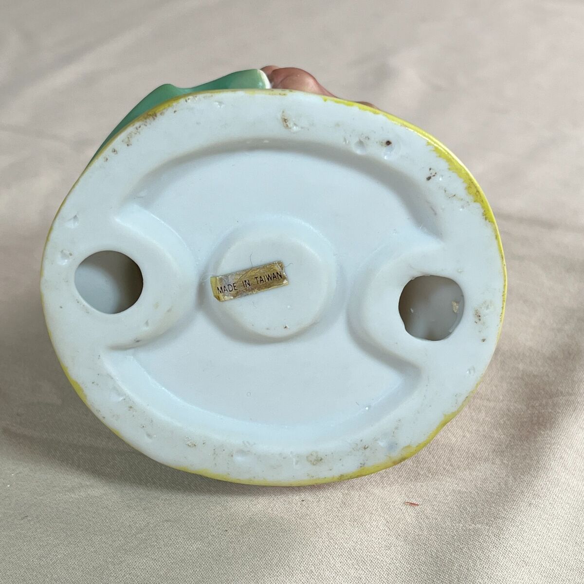 Vintage Ceramic Creepy Circus CLOWN w/ X Eyes Figurine Vintage Ceramic Creepy Circus CLOWN w/ X Eyes Figurine