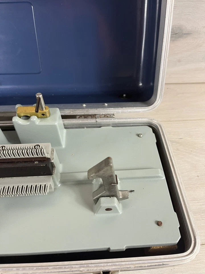 50 pin terminating push over tool Telco/viking In Hard case Specialist Tool - Image 4 of 4