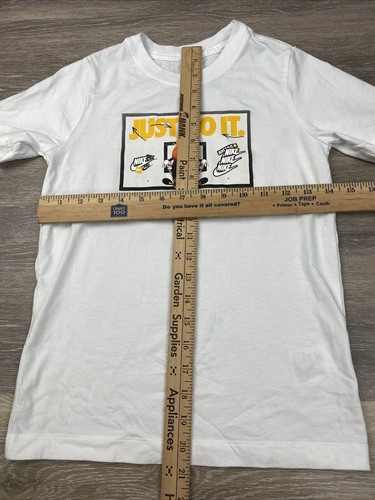 The Nike Tee Boy's Small White Short Sleeve T-Shirt Graphic Just Do It FD3964 - Picture 4 of 9