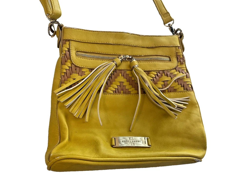 KATE LANDRY Dorado Amarillo Imitación Cuero Ajustable Cartera Flecos Borlas Cremallera Foto 4 de 4