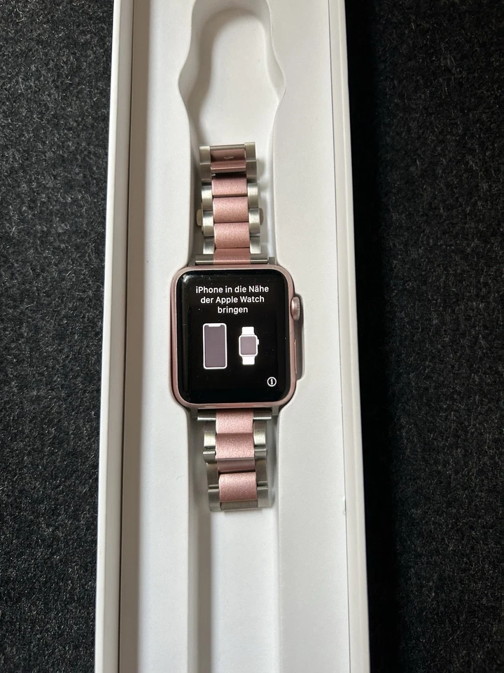 Apple Watch Series 1 42mm Rosé - Bild 2 von 4
