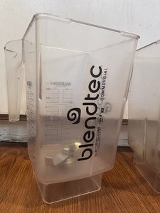2 Blendtec Commercial Jars Wildside Parts Good/Fair Condition