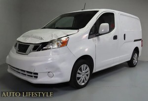 2017 Nissan NV SV