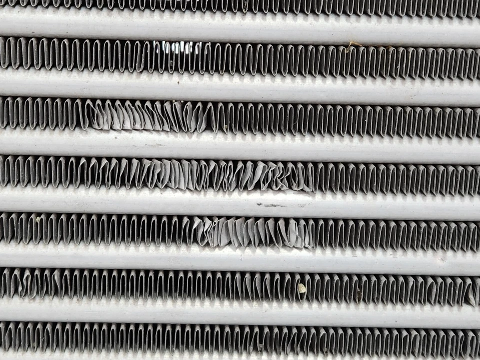 ✅ Conjunto de intercooler refrigerador de entrada de ar dianteiro Lincoln Navigator 15-17 fabricante de equipamento original NOTA* - Imagem 2 de 4