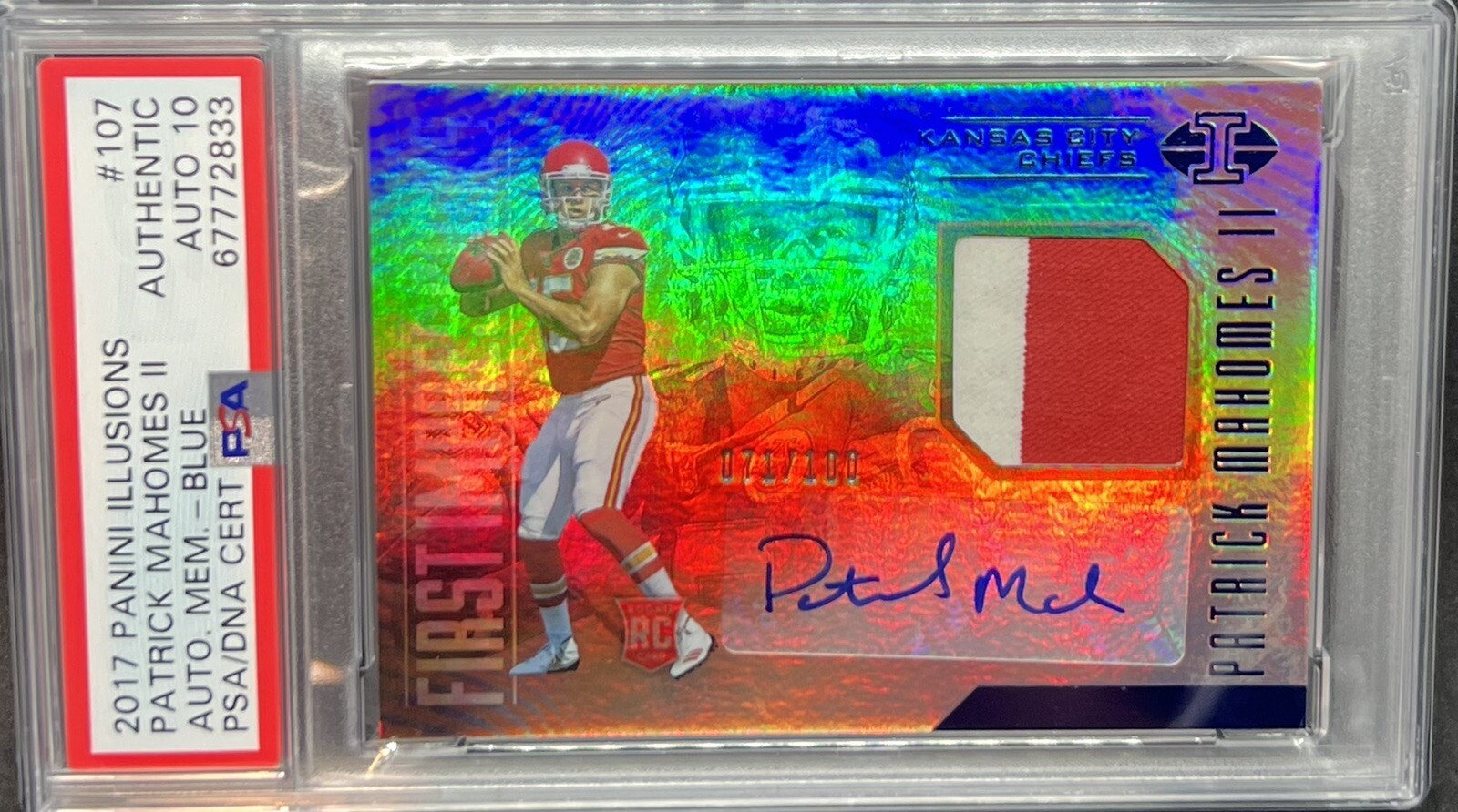 Patrick Mahomes Panini Illusions #107 Autograph Memorabilia-Blue