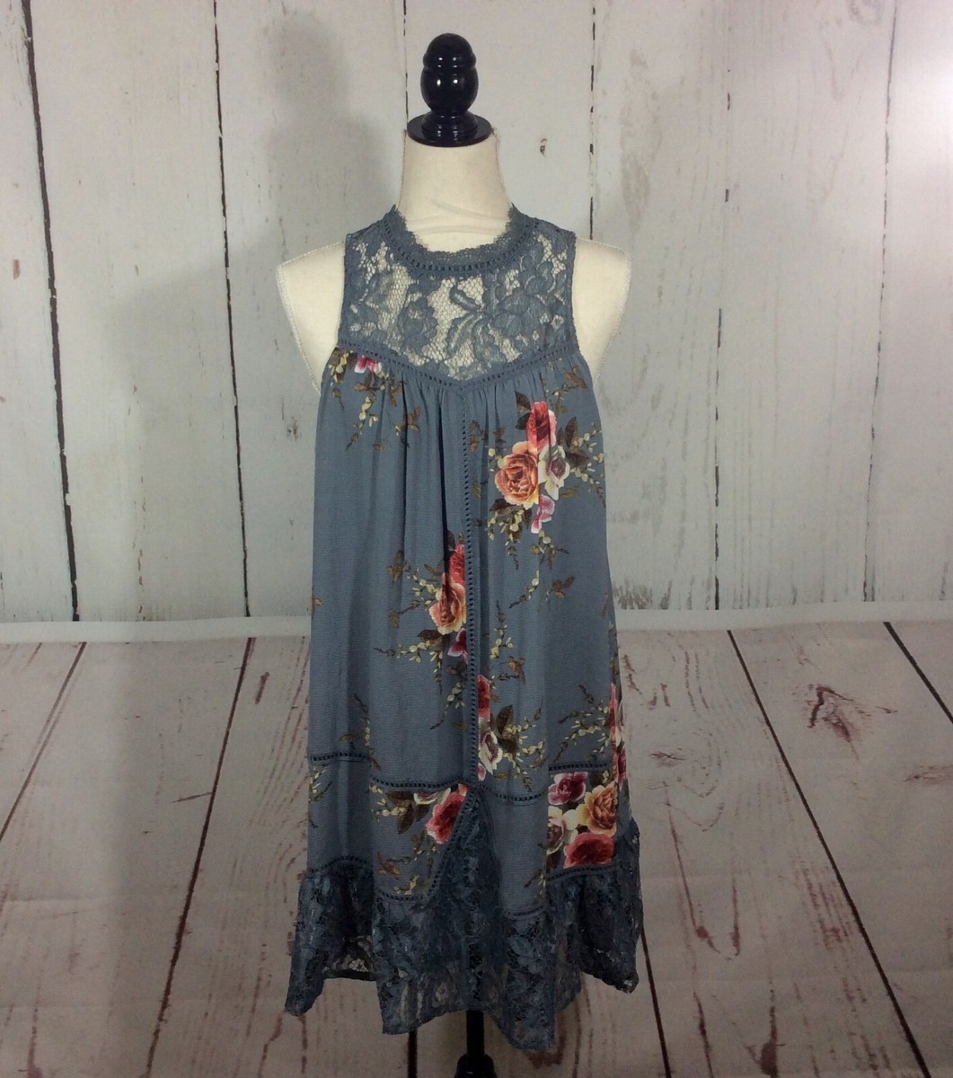 Entro Women's Flowy Shift Dress Size M Medium Gray Rose Floral Lace Boho New Entro Women's Flowy Shift Dress Size M Medium Gray Rose Floral Lace Boho New