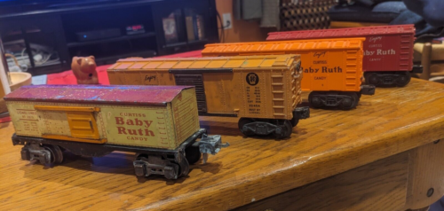 Lionel Pre and Post-War Baby Ruth Boxcars, Lot of 4, #2679, X6014, X1004, X2454 - 第 1/13 張圖片