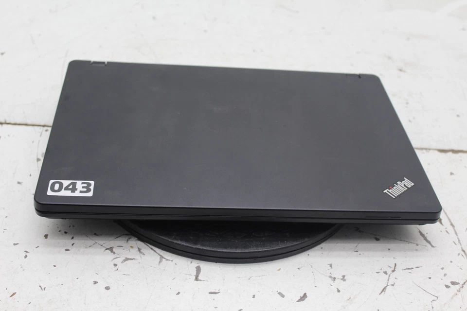 Portátil Lenovo Thinkpad Edge 15 Intel Core i3-M380 2 GB Ram 500 GB HDD sin sistema operativo/batería Foto 2 de 4