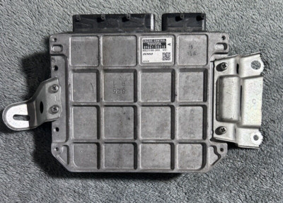 Calculateur Moteur (ECU) Denso Pour Toyota Yaris - Réf. 89661-0D310 / MB275100-2493 - Occasion