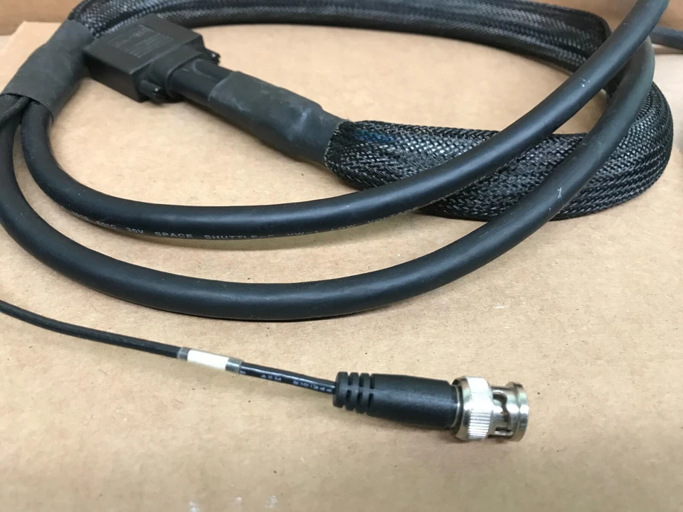 DB2626 pin  Male to Dual 4 BNC 2 RCA breakout cable, 10 ft - Image 3 of 4