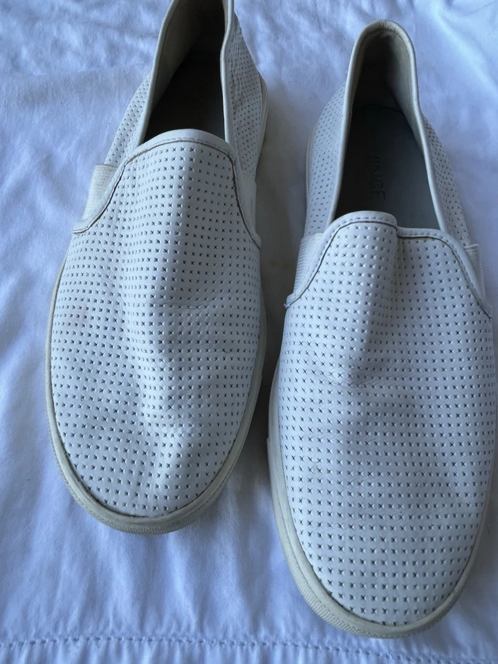 Vince Blair 女式白色穿孔皮革一脚蹬鞋 7 码 37 Ret $225 — 第 2/4 张图片