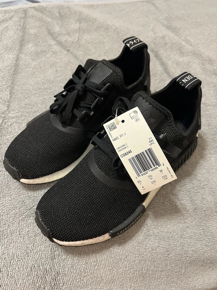 Adidas NMD_R1 J 'Core Black' CG6245 Mujer Talla 5.5 o Hombre’s Talla 4 Foto 4 de 4