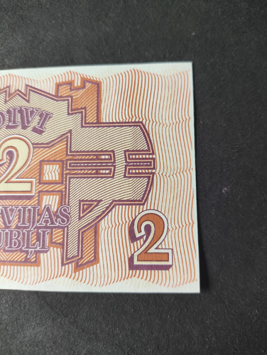 Banconota 2 rubli Lettonia 1992 - UNC - Foto 8 di 8